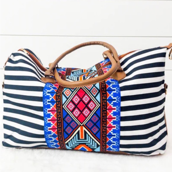 The Alexa Handbag - Picture 3 of 3